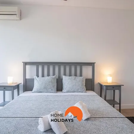 #111 Ocean View By Holidays *