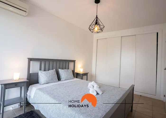 #111 Ocean View By Holidays *