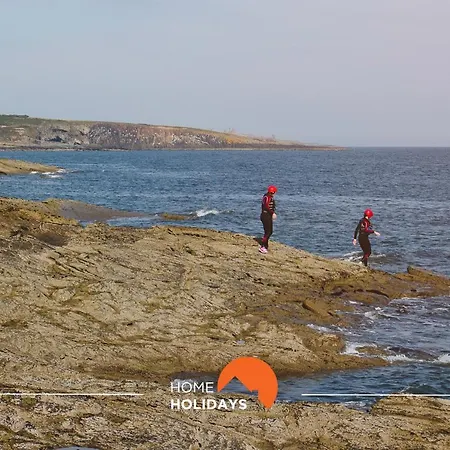 #111 Ocean View By Holidays 別荘