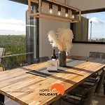 Будинок відпочинку #111 Ocean View House Peaceful
